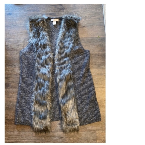 WHBM Sweater Vest with Faux Fur Sz X-Large Excellent Condition - Picture 1 of 11